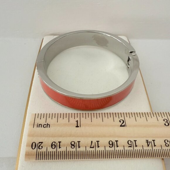 ✨ Add a pop of color and sparkle to your stack with this chic hinged bangle! - Picture 7 of 8